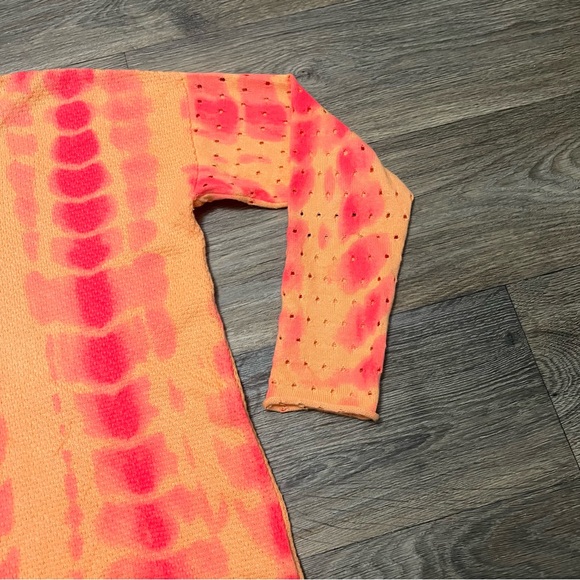 Lisa Todd Rise Sweater Above Pink Orange Size Small - Picture 4 of 5
